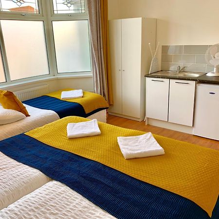 London Studio Apartments, Private Bathrooms And Parking Ilford Exteriér fotografie