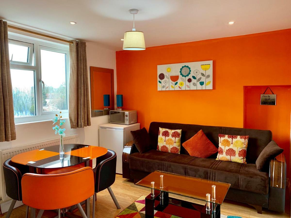 London Studio Apartments, Private Bathrooms And Parking Ilford Exteriér fotografie