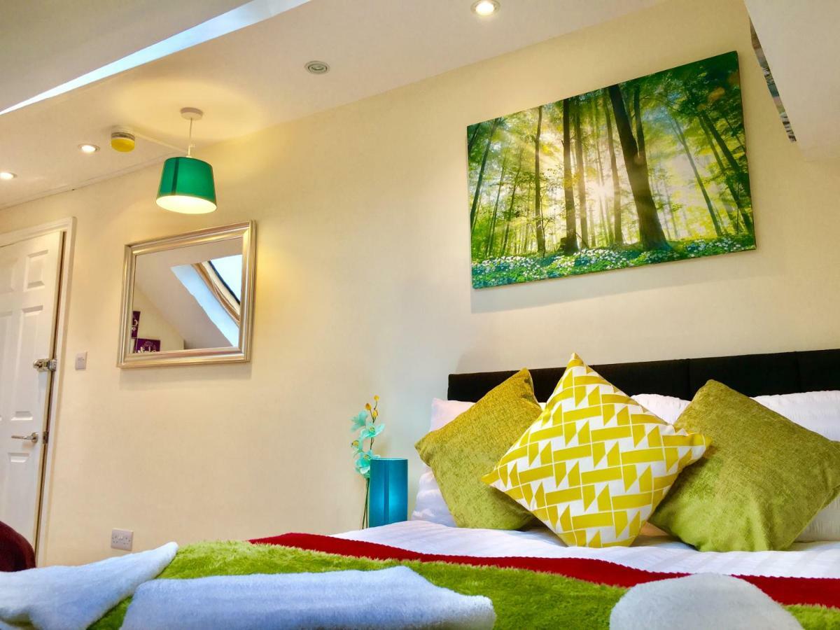 London Studio Apartments, Private Bathrooms And Parking Ilford Exteriér fotografie