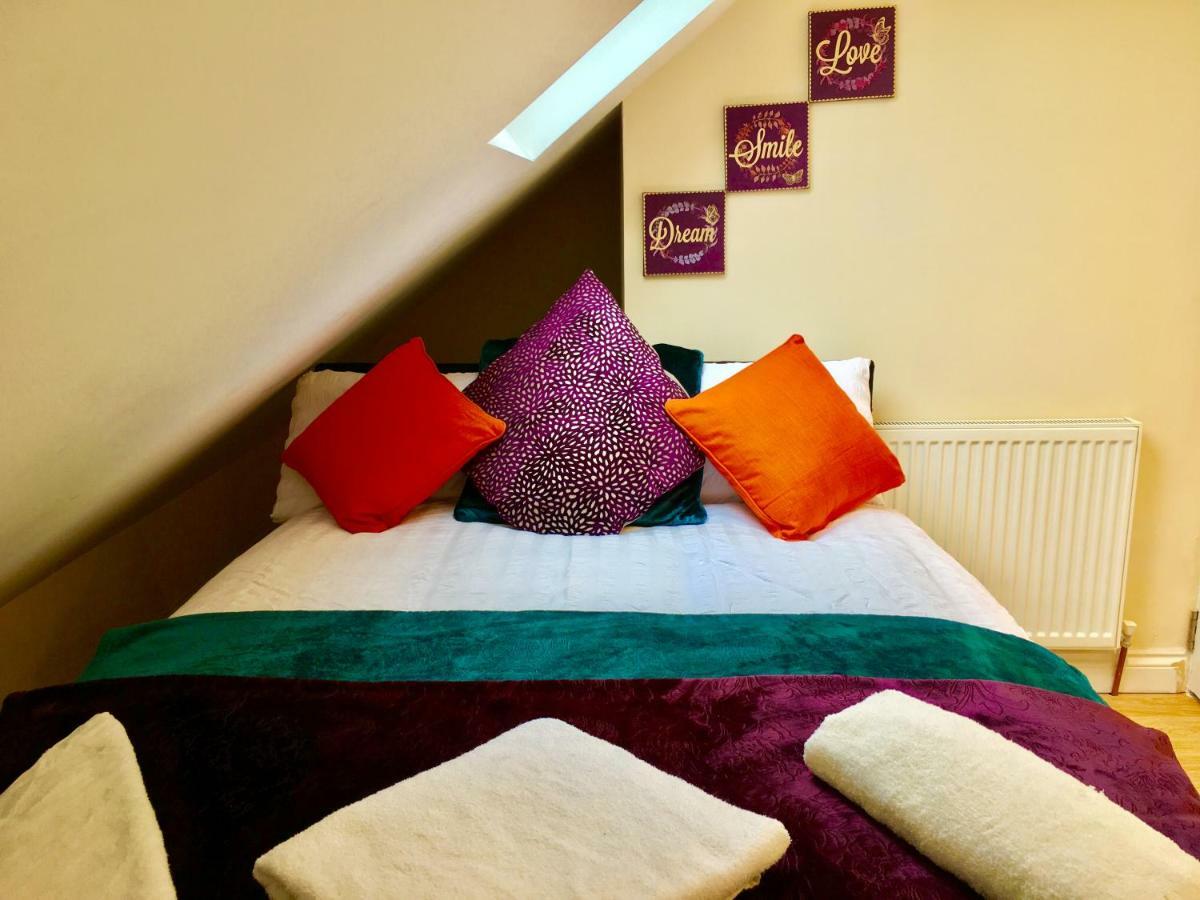 London Studio Apartments, Private Bathrooms And Parking Ilford Exteriér fotografie