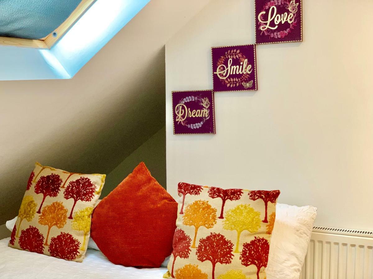 London Studio Apartments, Private Bathrooms And Parking Ilford Exteriér fotografie