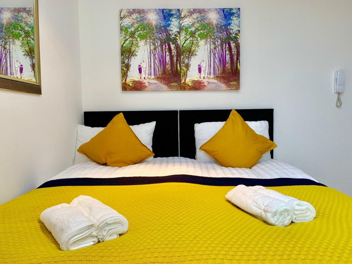 London Studio Apartments, Private Bathrooms And Parking Ilford Exteriér fotografie