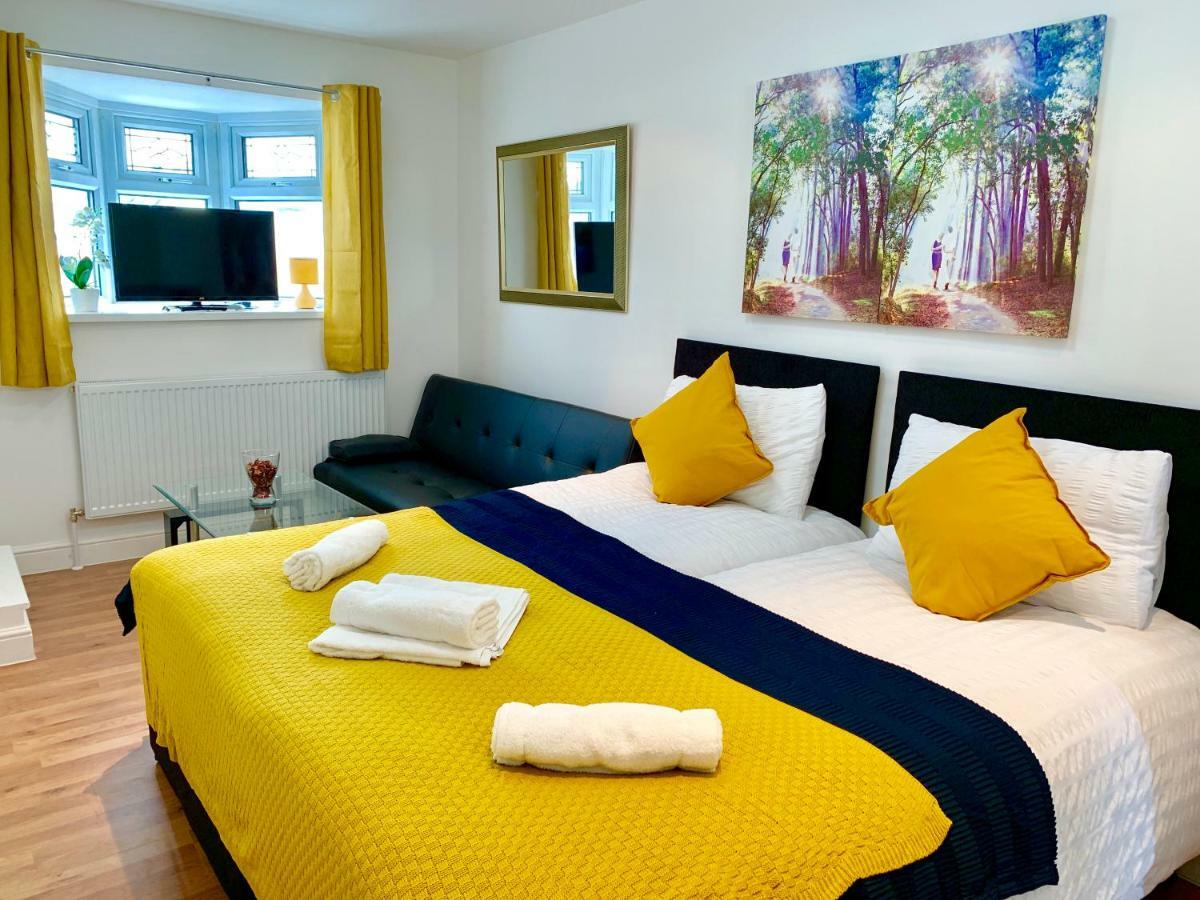 London Studio Apartments, Private Bathrooms And Parking Ilford Exteriér fotografie