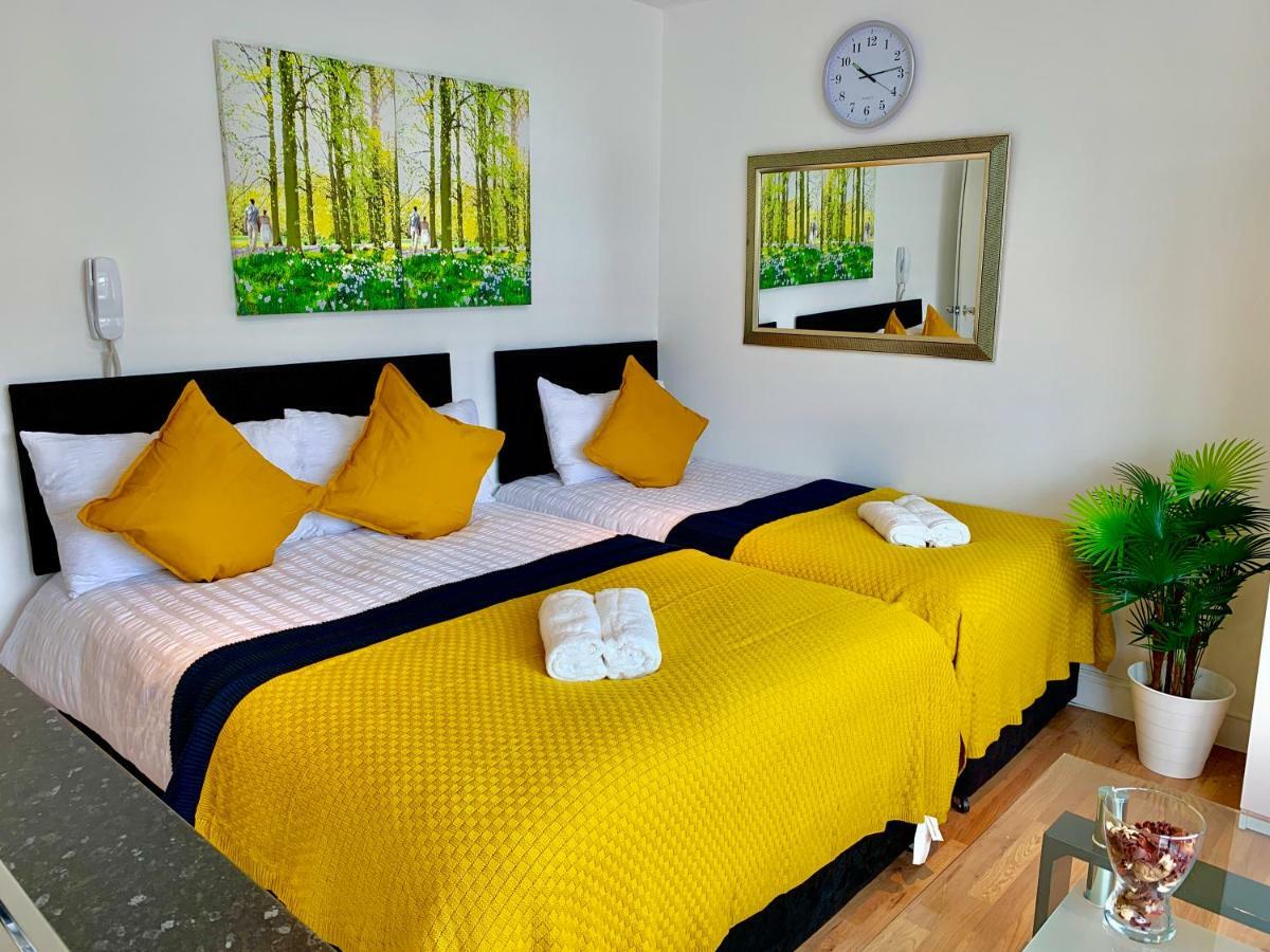 London Studio Apartments, Private Bathrooms And Parking Ilford Exteriér fotografie