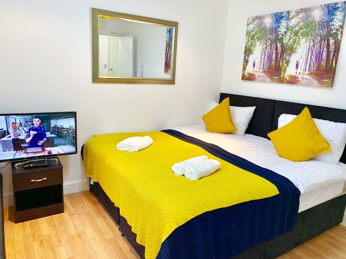 London Studio Apartments, Private Bathrooms And Parking Ilford Exteriér fotografie